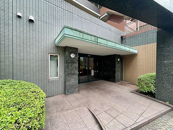 エントランスを拡大表示