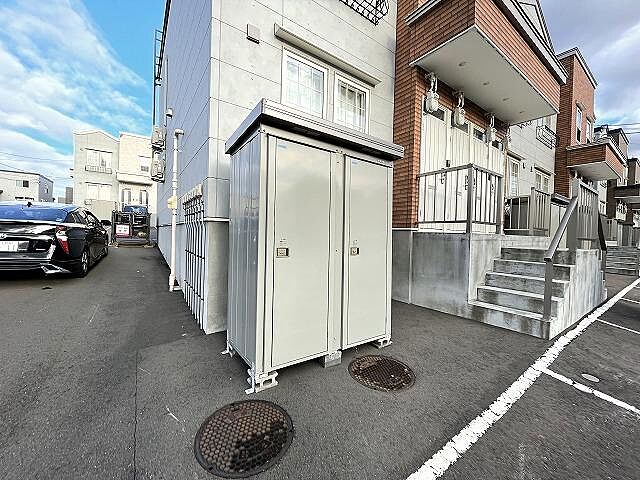 その他