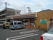 セブンイレブン 299m