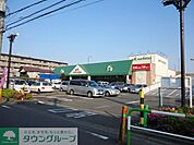 マルエツ相武台店 徒歩16分。スーパー 1260m
