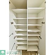 シューズボックス
