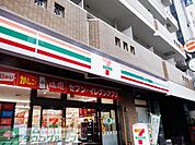 セブンイレブン板橋本町駅東店 徒歩6分。 430m