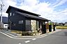 その他：閑静な住宅街の開放感ある角地です＾＾
