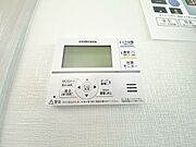 おいだき機能つきなのでお風呂に入る時間が異なるご家庭には嬉しいですね。ボタン一つで快適で便利な生活が＾＾