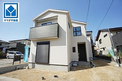 外観:全2区画の新築戸建です。 歩10分圏:ロピア・白水大池公園・ナフコ・MrMax・ローソン・ファミマなど。西鉄バス「松ヶ丘団地」停歩6分。大橋駅行き^^ 外観:全2区画の新築戸建です。 歩10分圏:ロピア・白水大池公園・ナフコ・MrMax・ローソン・ファミマなど。西鉄バス「松ヶ丘団地」停歩6分。大橋駅行き^^