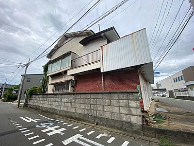 外観:4LDK・南西向き・P3台。LDK18帖以上・パントリー・WICあり^^ JR「博多南」駅(自転車9分/2km) 外観:4LDK・南西向き・P3台。LDK18帖以上・パントリー・WICあり^^ JR「博多南」駅(自転車9分/2km)