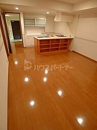 ロイヤルパークス西新井 9階2LDKのリビング/ダイニング