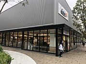 本物件敷地内のダイエースーパー
