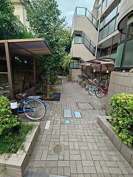 駐輪場
