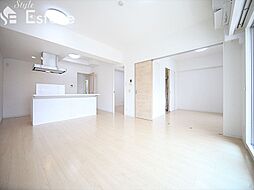 コモレビスクエア名駅北 1401 14階2LDKのリビング/ダイニング