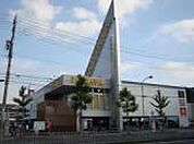 TSUTAYA 上小田井店（815m）