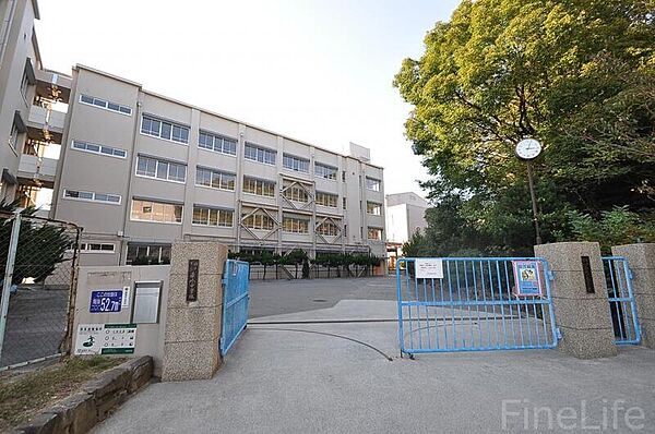 画像28:神戸市立垂水中学校 1058m