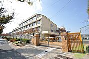 神戸市立神陵台小学校 328m