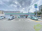 ファミリーマート神戸垂水星陵台店 729m