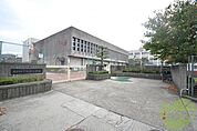 神戸市立下畑台小学校 994m
