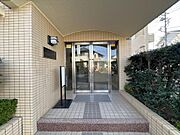 マンションエントランス