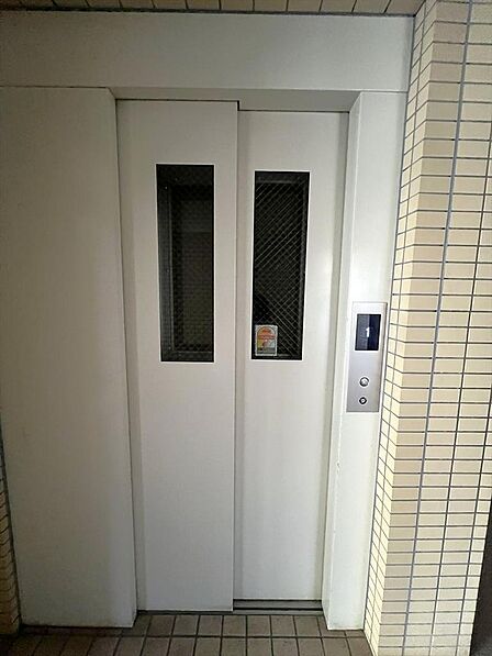 エレベーター