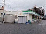 ファミリーマート石和町市部店172m