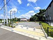 仁戸名月の木公園（100m）