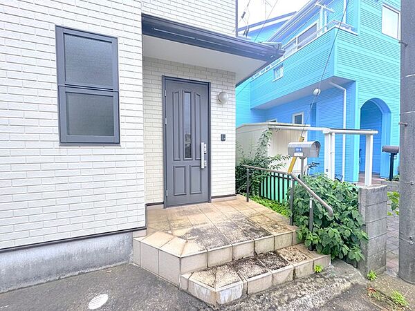 玄関を拡大表示