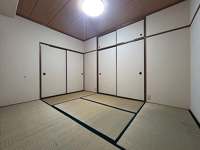 寝室
