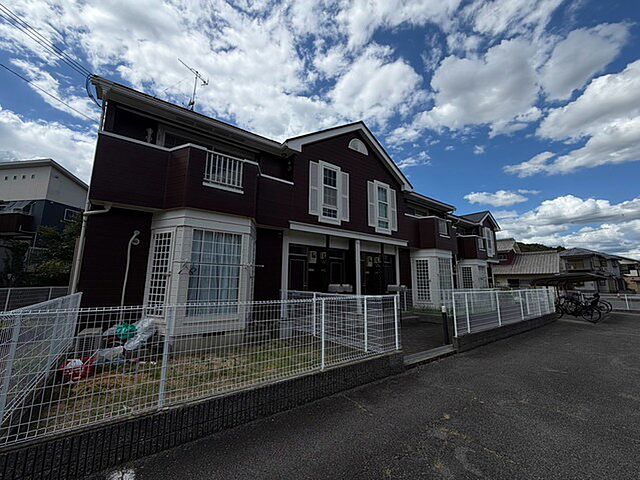 2 / 11