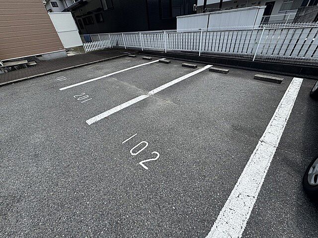 3 / 3