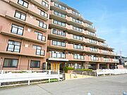 豊かな居住性とクオリティが見事に調和した住空間は住まうことの喜びを感じさせてくれます。
