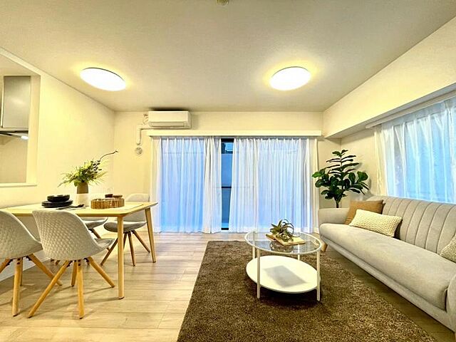 リビング/ダイニング 横浜市西区中央2丁目