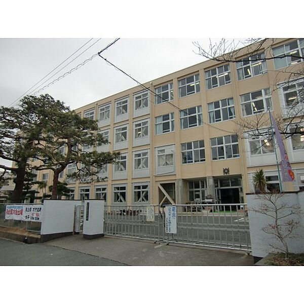 画像27:浜松市立高台中学校 900m