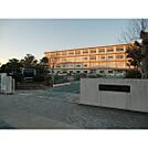浜松市立新津小学校 682m