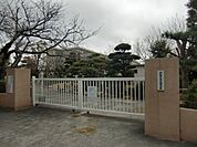 浜松市立与進中学校 2556m