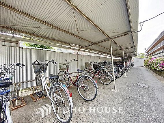 「駐輪場」共用...