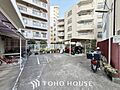 「バイク置場」...