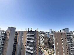 「眺望」穏やかな街並みを一望しながら、爽やかな風と柔らかく降り注ぐ陽光を感じて頂けます。心地良い開放感が暮らしにゆとりと充足感をもたらします。