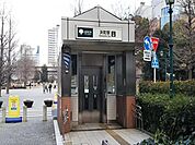 浜町駅(都営地下鉄 新宿線) 徒歩13分。浜町駅　 990m