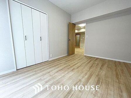 「心地よい空間」ほっと一息つけるような、安心して寛げる雰囲気の空間です。シンプルな内装は、時が経ちニーズが変わっても、フレキシブルに活用頂けます。