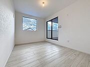 「明るい居室」温もりある自然光を感じていただける居室です。
