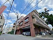 「セントラル三田」4階南向きで陽当たりに恵まれた室内は、2025年12月に新規内装リノベーション済み。新生活にぴったりな住戸です。