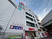 西友浦安店 886m