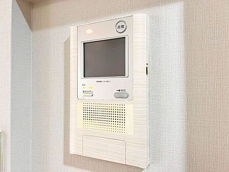 「TVモニター付きインターホン」