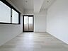 子供部屋：「二面採光・通風良好◎」居室に窓が2ヶ所あるので、明るさの確保と、風の通り道ができることで換気のしやすいお家になっています。