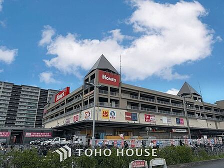 徒歩11分。島忠ホームズ葛西店 880m