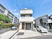 「～3階建て3SLDK～」20帖以上のLDK、豊富な収納、生活を彩る設備など、プラアスワンのポイントが詰まった邸宅です。。