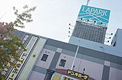 徒歩5分。ラパーク瑞江 380m