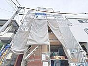 「2026年7月完成予定の邸宅」建物面積113平米・約18帖LDKのゆとりある3階建ての邸宅です。