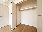 「収納」全ての居室にクローゼットを完備しております。
