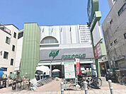 ココスナカムラ梅島店まで約830m