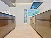 「ダイニングキッチン」オープンでのびやかな空間を生み出す広々としたLDK。家族との時間を大切にした住空間です。