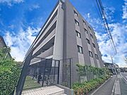 「～レーベン北小岩　DISCOVERYII～」「京成小岩駅」徒歩8分×複数線利用可能で、利便性に優れた住環境。5階南向きの陽だまりハウスで新生活をお楽しみ下さい。